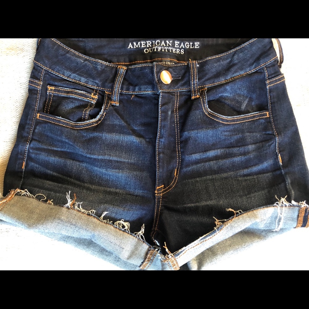 High waisted SUPER STRETCH jean shorts AEO